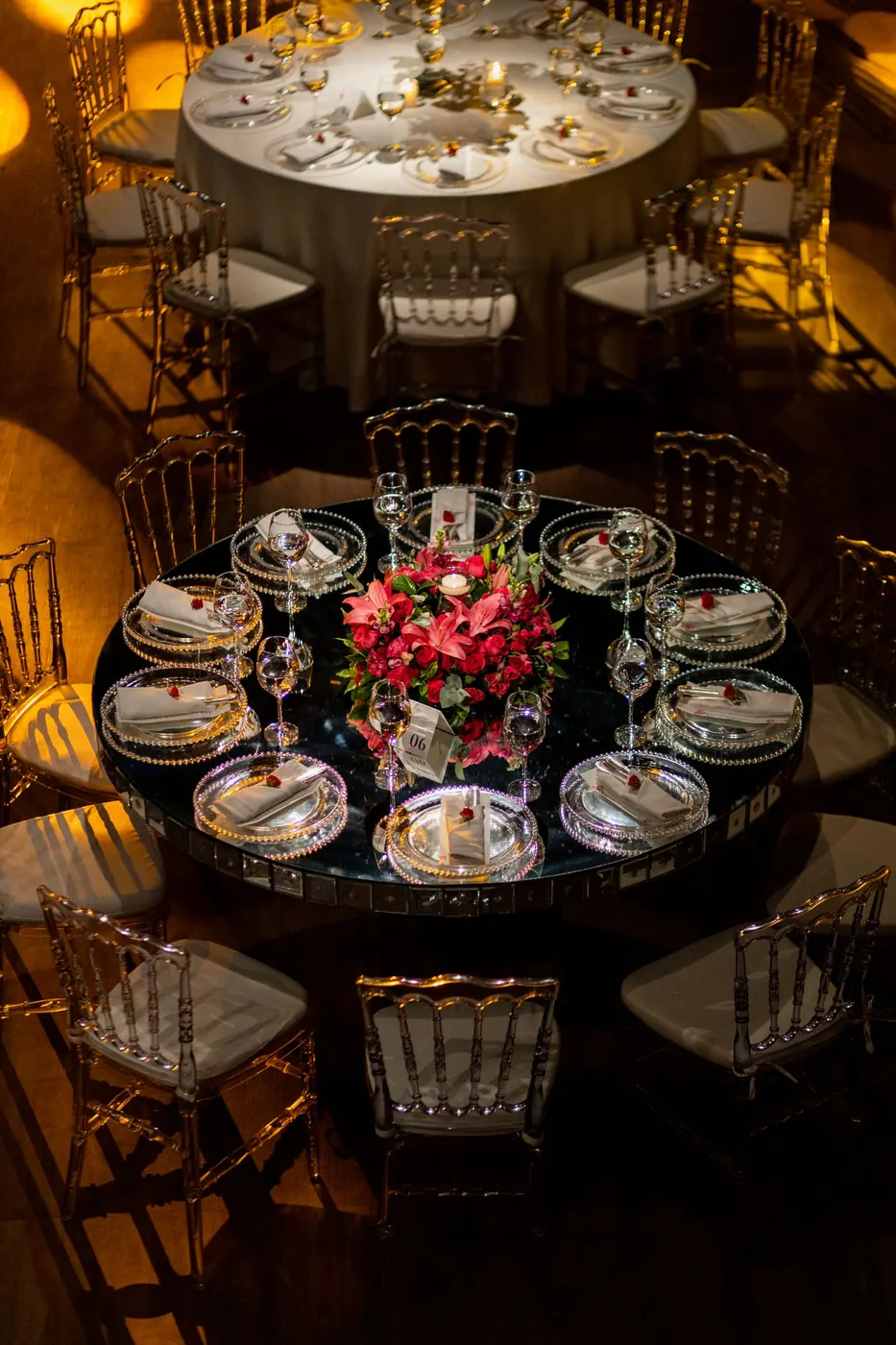Decoración floral blanca para boda